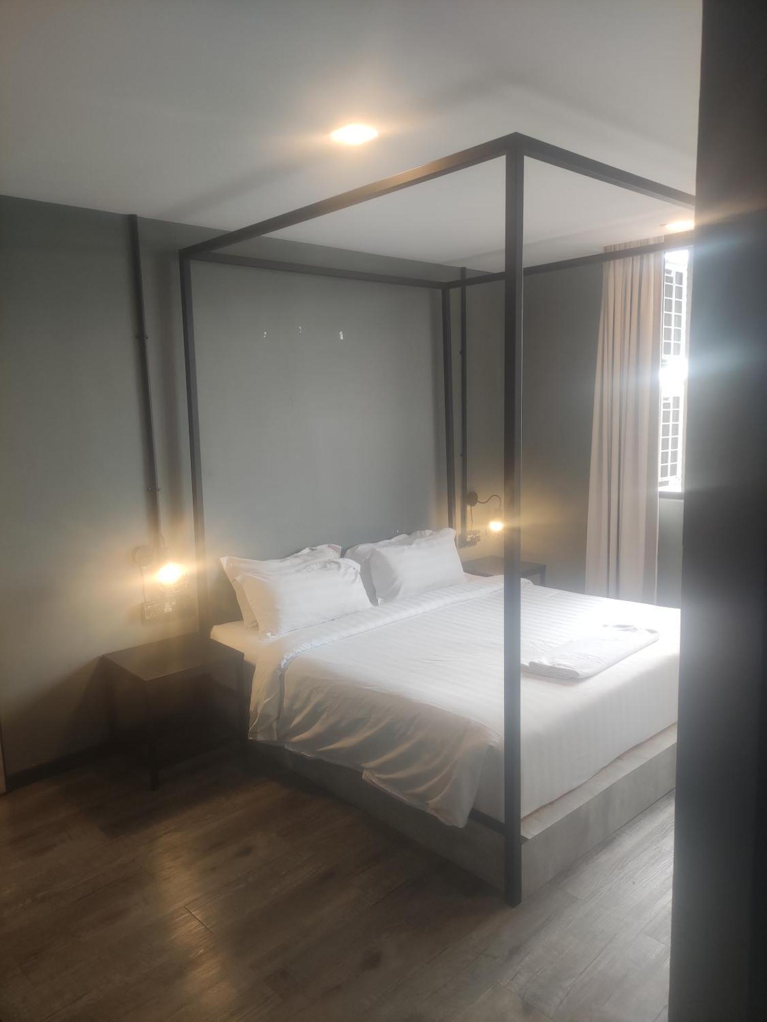 68 Boutique Hotel Sitiawan Luaran gambar